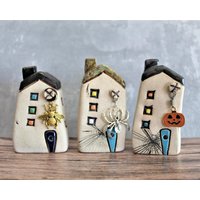 Halloween Dekor, Dekoration, Kunst, Miniatur Keramik Haus, Rustikales Wohndekor Home Winziges Tonhaus von ednapio