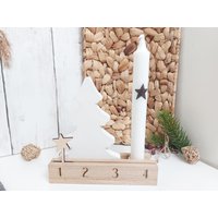 Kleiner Adventskranz Aus Holz Mit Tannenbaum, Kerze, Und Stern Kleiner Adventskranz Aus Holz Mit Tannenbaum, Kerze, Und Stern von eigenDEKOart