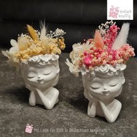 Blumenmädchen Mit Trockenblumen | Trockenblumengesteck Geschenkidee Mitbringsel Tischdekoration Geschenk Muttertag Mama Blumenmädchen Mit Trockenblumen | Trockenblumengesteck Geschenkidee Mitbringsel Tischdekoration Geschenk Muttertag Mama von einfachknuffig