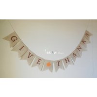 Give Thanks Sackleinen Banner/Thanksgiving Burlap Feiertage Herbst Schild Herbstgirlande Give Thanks Sackleinen Banner/Thanksgiving Burlap Feiertage Herbst Schild Herbstgirlande von ekaSpreadLove
