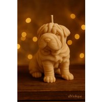 Faltenhund Shar Pei Welpe Kerze, Hundekerze, Geschenk Für Hundeliebhaber, Handgemachte Große Sojawachs Deko Kerze Hund von elViolique