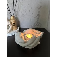 Deko-Schale "Schützende Hände" Symbol Für Geborgenheit Deko-Schale "Schützende Hände" Symbol Für Geborgenheit von elalovesdeko