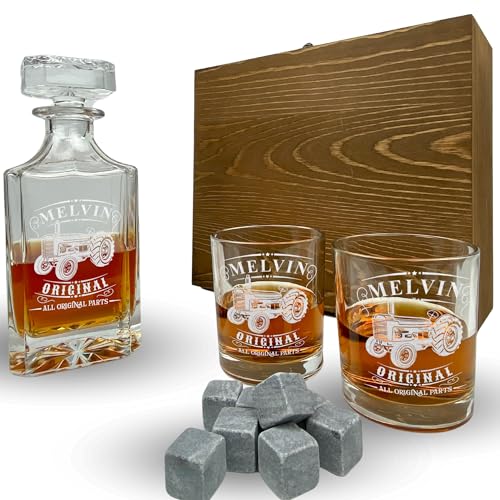 Whisky Set mit Gravur Traktor personalisiert Karaffe 700 ml und Gläser verschiedene Motive Landwirt Bauer Trecker Geschenkbox (Motiv 1: Oldtimer, Karaffe + 4 Gläser) von elbedruck