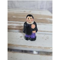 Ew Vampire Halloween Figur Dorf Mini Display Menschen Urlaub Wohnkultur von elegantcloset21