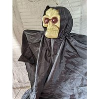 Gemmy Zitterndes Skelett Beleuchtet Vintage Hängende Beängstigende Halloween-Requisite von elegantcloset21