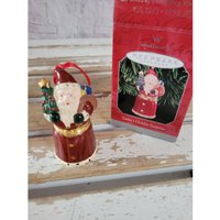 Hallmark Santa's Versteckte Überraschungs-Schmuckkästchen-Verzierungsschatz 1998 Vintage Weihnachtsfeiertagsbaum von elegantcloset21