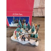 Nikolaus As Is Weihnachtsbäume Zum Verkauf Dorf Accessoire von elegantcloset21