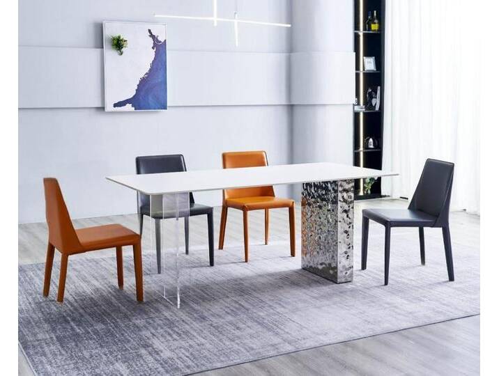 JVmoebel Esszimmer-Set Elegante Sitzgruppe mit 4 Stühlen für Ihr Esszimmer, (5-St., Esstisch + 4x Stühle), Made in Europa, weiß von elegante
