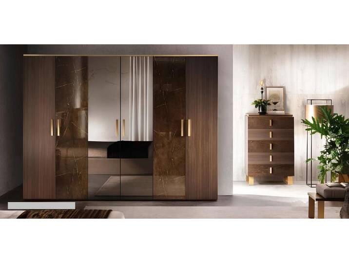 JVmoebel Kleiderschrank Hochglanz Kleiderschrank aus Holz – Elegante Wohnmöbel Made in Europa, braun von elegante