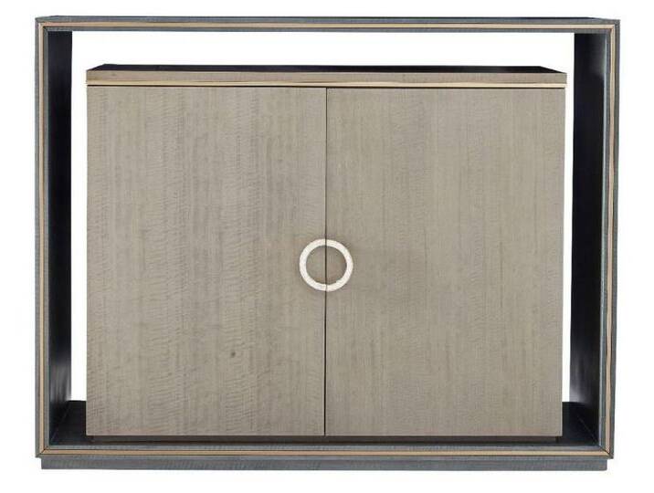 JVmoebel Kommode Klassisches Holz Sideboard in Braun – Elegante Kommode, Made in Europa, braun von elegante