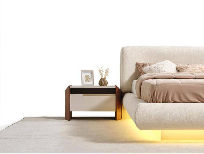 JVmoebel Nachtkonsole Elegante beige Holz Nachttische im zeitlosen Design, Made in Europe, beige JVmoebel Nachtkonsole Elegante beige Holz Nachttische im zeitlosen Design, Made in Europe, beige von elegante