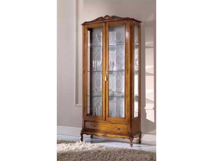 JVmoebel Vitrine Elegante Vitrine aus Holz im klassischen Stil mit Glasfront (1-St., Vitrine) Made in Europa, braun von elegante