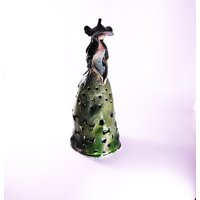 Handgefertigte Laterne, Keramik-Figur, Keramik Windlicht, Dryade, Grüne Dekor, Einzigartige Einrichtung Handgefertigte Laterne, Keramik-Figur, Keramik Windlicht, Dryade, Grüne Dekor, Einzigartige Einrichtung von embeCeramics