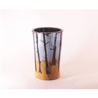 Kiefer-Wald-Vase, Handgefertigte Keramik, Sgraffito-Keramik, Tee-Tasse, Vase, Keramik Handgemachte Becher, Keramik-Becher Kiefer-Wald-Vase, Handgefertigte Keramik, Sgraffito-Keramik, Tee-Tasse, Vase, Keramik Handgemachte Becher, Keramik-Becher von embeCeramics
