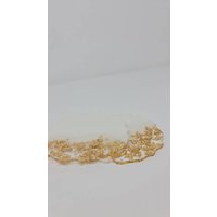 Schöner Weiß-Goldener Resin-Untersetzer Schöner Weiß-Goldener Resin-Untersetzer von endlessbazaar