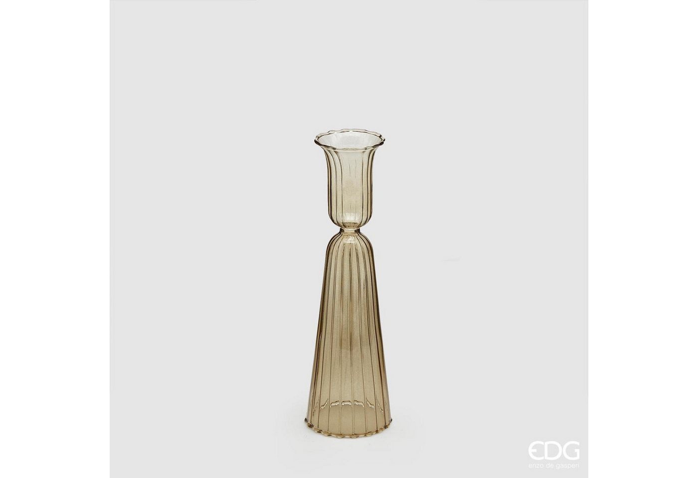 enzo de gasperi Kerzenleuchter Schlanker Kerzenleuchter gewellt - Rauchglas Höhe 18 cm Ø 5 cm enzo de gasperi Kerzenleuchter Schlanker Kerzenleuchter gewellt - Rauchglas Höhe 18 cm Ø 5 cm von enzo de gasperi