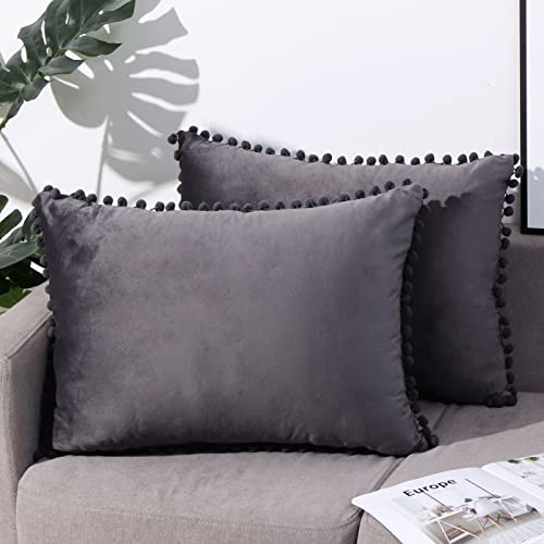 eslohnt Grau Kissenbezug mit Pom Pom 40x80,2er Set Einfarbig Samt Zierkissenbezüge für Sofakissen Dekokissen,Dekorative für Sofa im Wohnzimmer von eslohnt