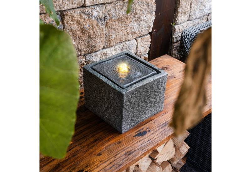 esotec Gartenbrunnen Solar LED Wasserbrunnen "Silent" esotec Gartenbrunnen Solar LED Wasserbrunnen "Silent" von esotec