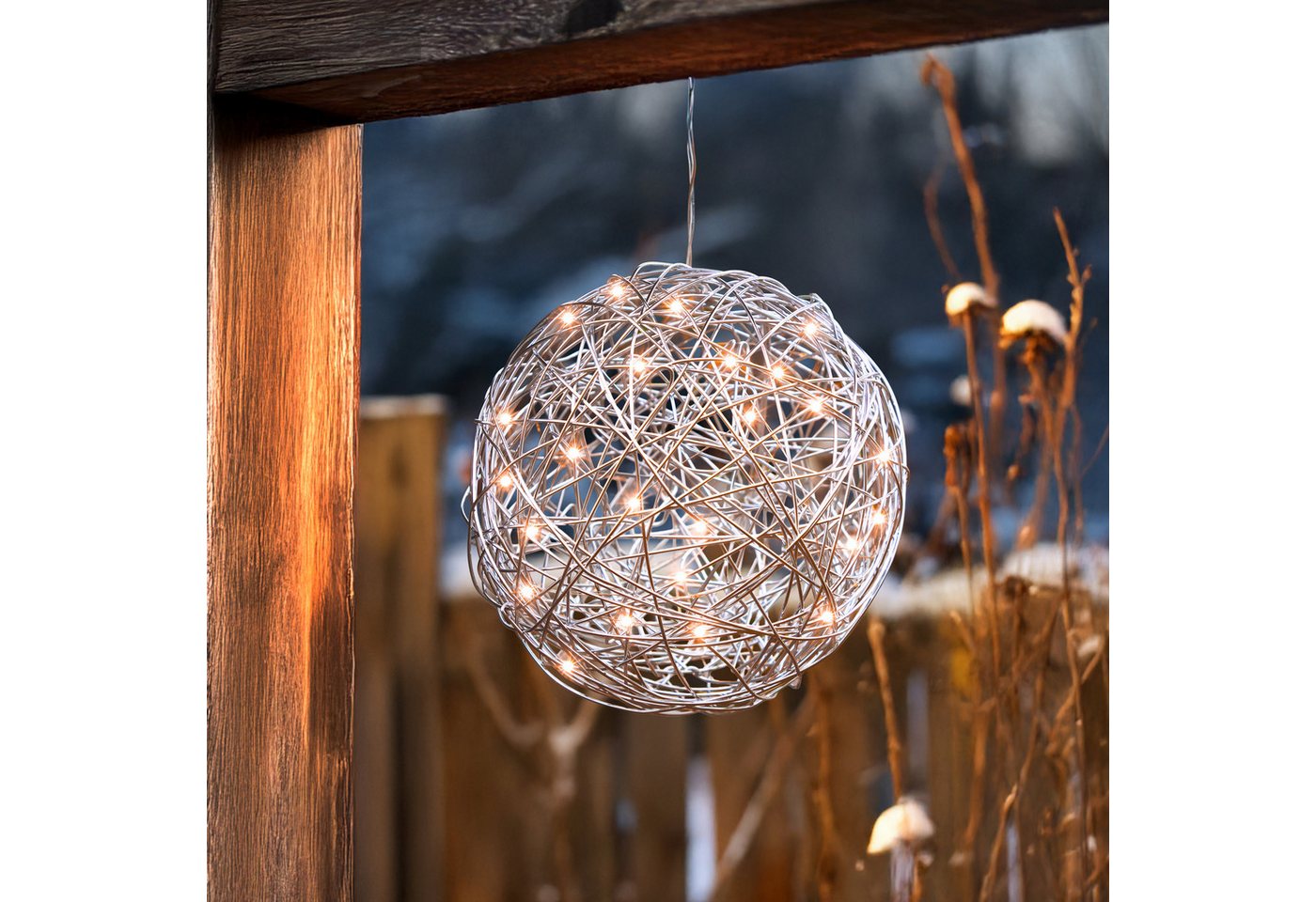 esotec LED-Hängeleuchte Solar Drahtkugel Ø25cm 50 bernsteinfarbene LEDs winterfest 102114 von esotec