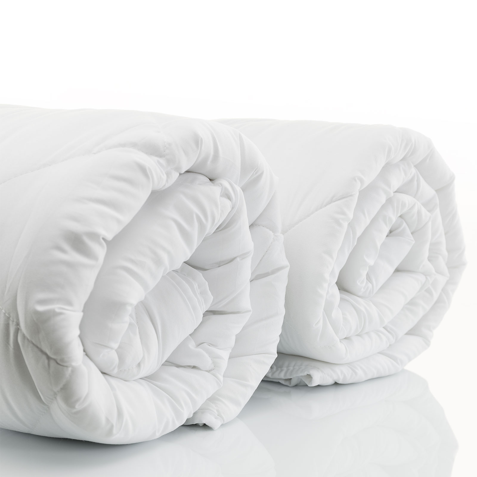 etérea Basic 4-Jahreszeiten Bettdecke Emily 135 x 200 cm weiß von etérea Himmlische Qualität