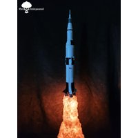 Verkauft Full Set Raketenstartlampe Diorama | Falke 7 Spacex Space X Nasa Apollo 11 Saturn V Astronaut Tisch Schreibtisch Nachtmodell von evilincEU