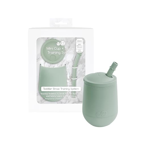 ezpz Mini Cup + Strohhalm-Trainingssystem – 100% Silikon-Trainingsbecher für Säuglinge und Kleinkinder – entworfen von einem pädiatrischen Ernährungsspezialisten – ab 9 Monaten (Salbei) von ezpz