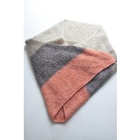 Kuschelige Strickdecke Für Babys von fAVOCADOstudio