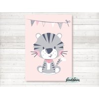 Bilder Kinderzimmer Poster Kinderbild Kinderzimmerbild Süßer Tiger/A4/Rosa/Grau von farbfein