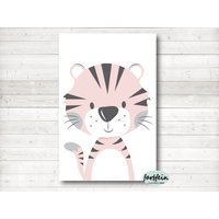 Bilder Kinderzimmer Poster Kinderbild Kinderzimmerbild Süßer Tiger/A4/Weiß/Rosa von farbfein