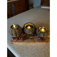 Geschwärztes Bienenwachs Kürbislichter #328 ~Halloween~Herbst~Primitiv~3 Styles~Cupboard Tuck~Frühe Beleuchtung~Garantiegeschenk~Kürbise~ Geschwärztes Bienenwachs Kürbislichter #328 ~Halloween~Herbst~Primitiv~3 Styles~Cupboard Tuck~Frühe Beleuchtung~Garantiegeschenk~Kürbise~ von farmfieldprimitives