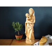 Vintage Mutter Maria Mit Kind Madonna Jesus Aus Holz Naturbelassen Handgefertigt Handgeschnitzte Ca 50cm Vintage Mutter Maria Mit Kind Madonna Jesus Aus Holz Naturbelassen Handgefertigt Handgeschnitzte Ca 50cm von sinteins
