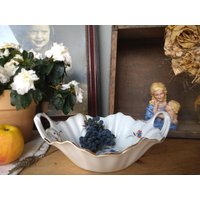 Vintage Servierteller Servierschale Mit Handhaben Und Goldrand Schale Aus Porzellan Shabby Chic von sinteins