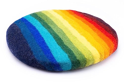 feelz Filzkissen Sitzkissen rund Filz Regenbogen bunt 100% Wolle 35 cm Höhe 2-3 cm Handarbeit Fairtrade von feelz