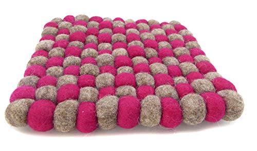 feelz Filzuntersetzer aus Filzkugeln eckig grau pink Natur Beere rosa 100% Filz (Wolle) Handarbeit Topfuntersetzer bunt quadratisch (20x20cm) von feelz