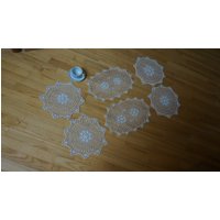 6 Ecru Wollweiße Baumwolldeckchen Untersetzer Blume 6Er Set Häkelmatte Unterlage Große Schneeflocke Floral Tischset Serviette Stricken Rund von feltinga