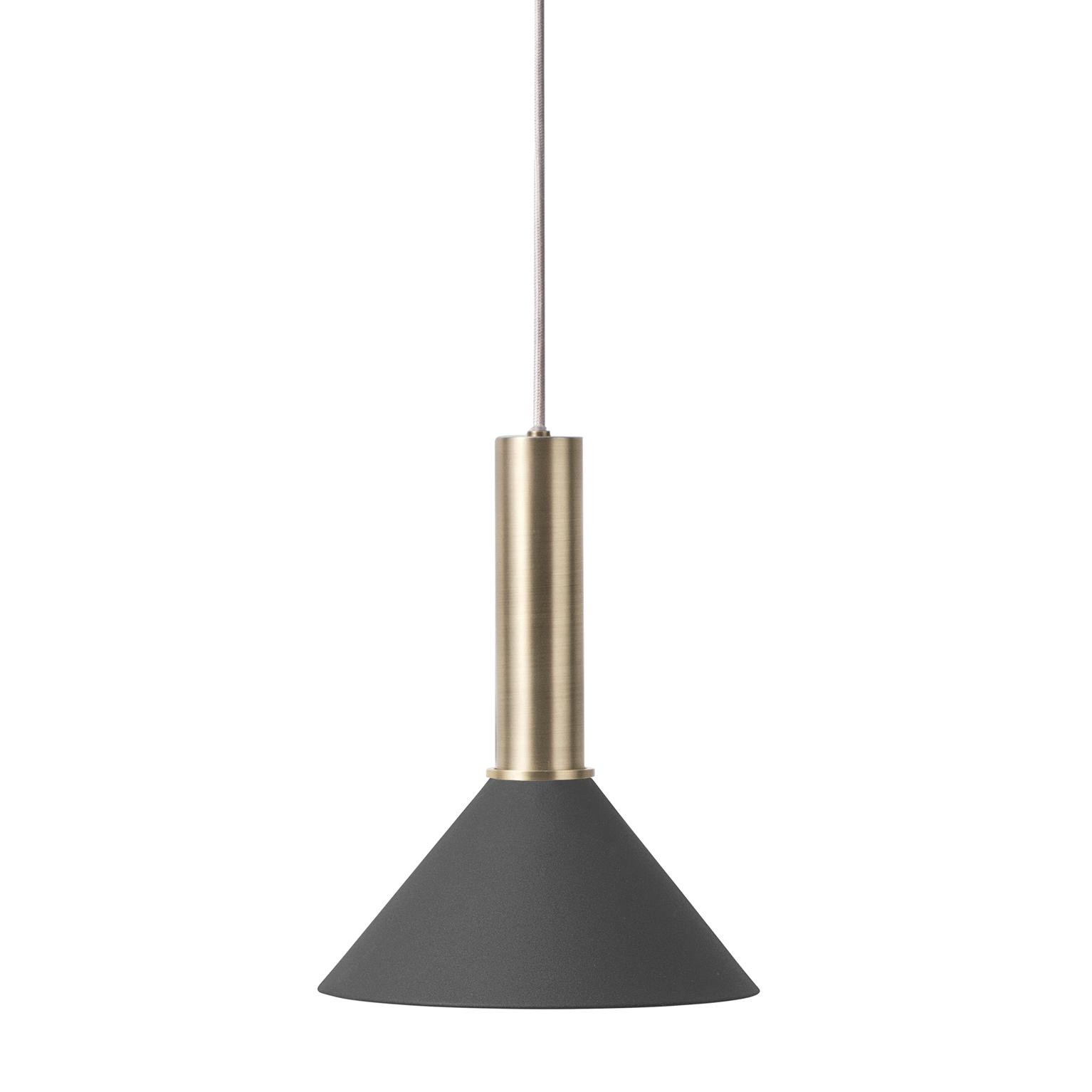 ferm LIVING - Cone Pendelleuchte H 29cm - schwarz/messing/pulverbeschichtet/H x Ø 29x25cm/innen weiß von ferm LIVING