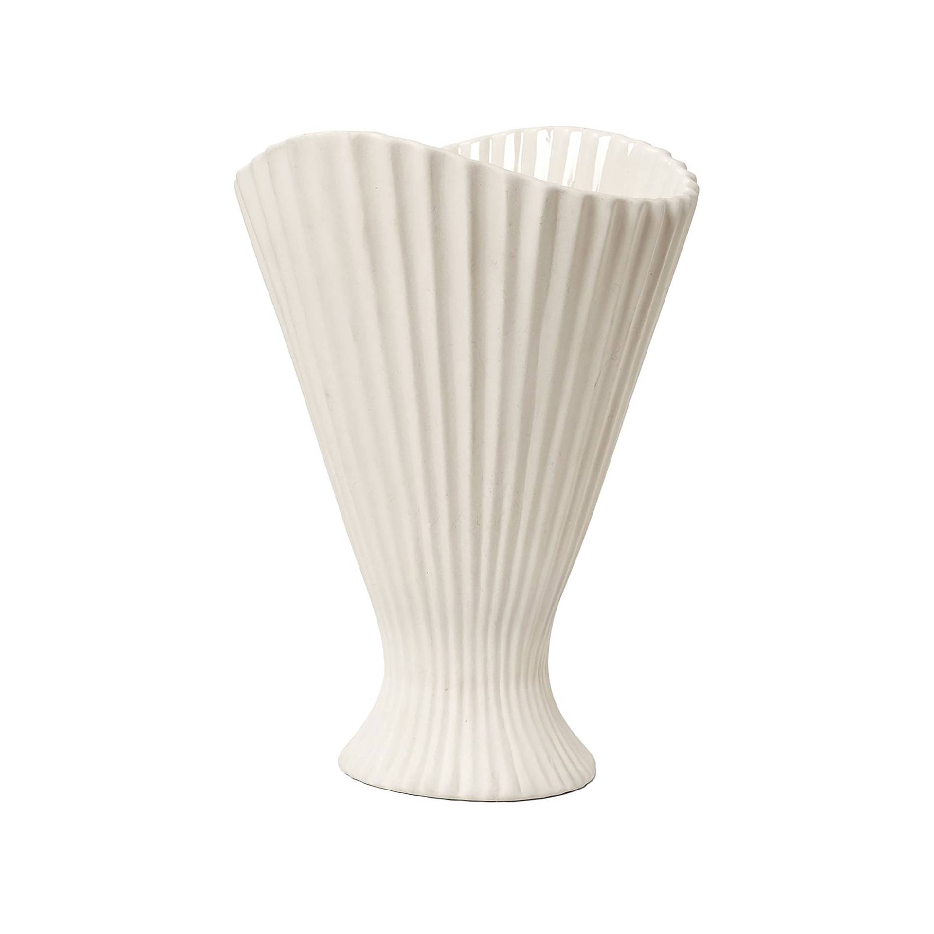 ferm LIVING - Fountain Vase - off-white/matt/BxHxT 23x30,5x18,5cm/klare Glasur an der Innenseite von ferm LIVING
