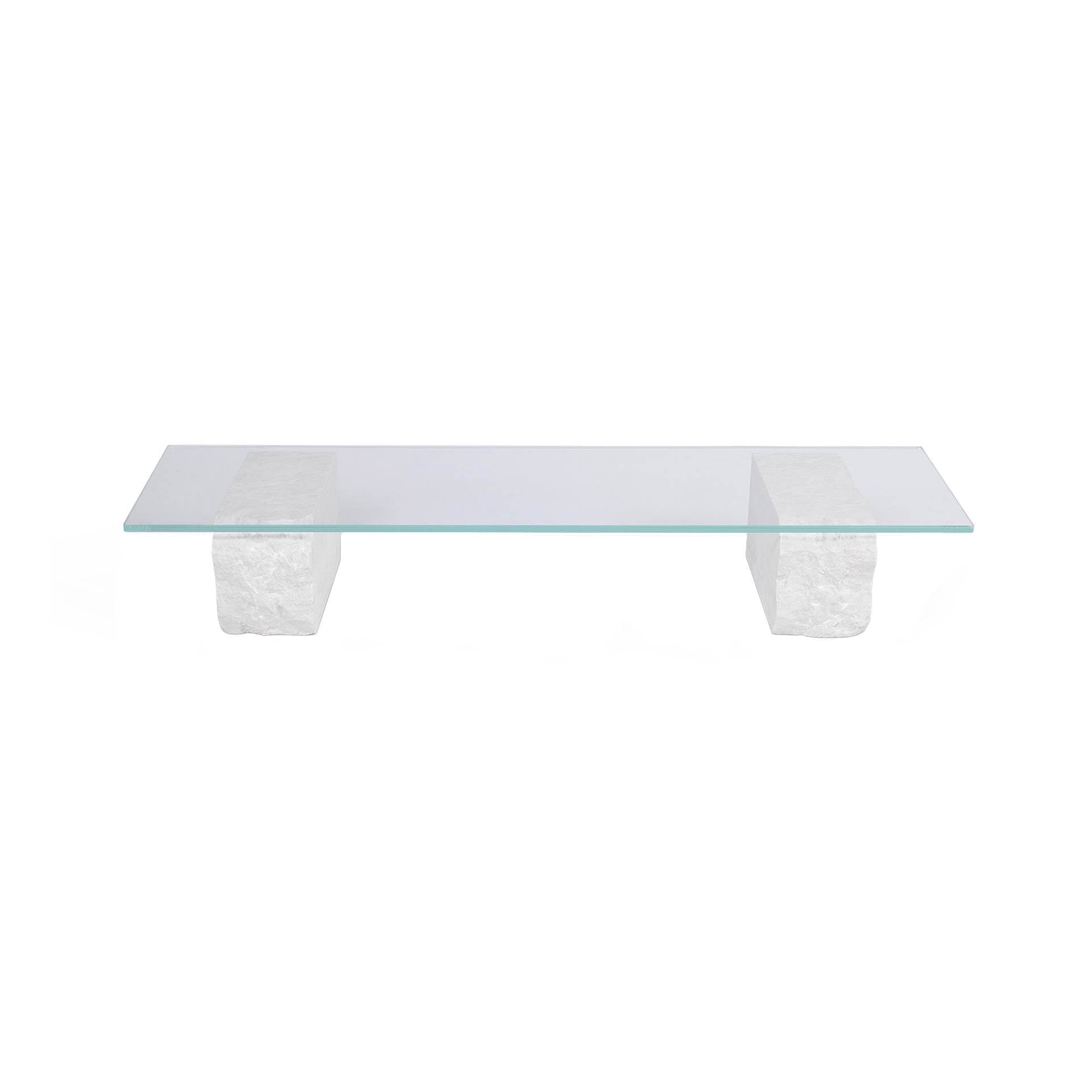 ferm LIVING - Mineral Couchtisch 160x46cm - weiß, transparent/Bianco Curia/BxHxT 160x25x46cm/jedes Stück ein Unikat von ferm LIVING