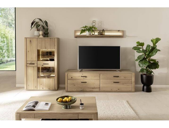 Wohnkombination Alento 3 , Asteiche / Balkeneiche , 3-teilig , Beleuchtung Wandboard Wohnkombination Alento 3 , Asteiche / Balkeneiche , 3-teilig , Beleuchtung Wandboard von fh furnhaus