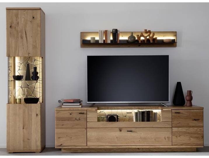 Wohnkombination Venedig 2 , Naturfarben / Wildeiche , 3-teilig , TV-Board & Vitrine mit Bandbeleuchtung Wohnkombination Venedig 2 , Naturfarben / Wildeiche , 3-teilig , TV-Board & Vitrine mit Bandbeleuchtung von fh furnhaus