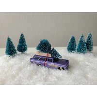 Sammlerstück Matchbox Vintage "59 Chevy Wagon Flaschenbürste Baum Weihnachtsschmuck von fiddleheadsandchaos