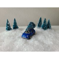 Sammlerstück Streichholzschachtel "16 Fiat 500 Flaschenbürste Baum Weihnachtsschmuck von fiddleheadsandchaos