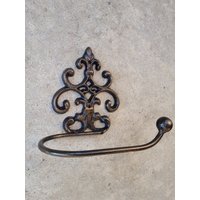 Toilettenpapierhalter | Shabby Chic Taschentücherhalter Tp Aufhänger Landhaus Badezimmer |Fleurdelisjunkie von fleurdelisjunkie