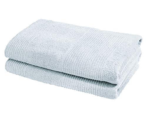 fleuresse Frottier 2828 2er-Set Duschtuch, mit Streifenbordüre und Kordelaufhänger, Ökotex Standard 100, Gewicht 550 gr. pro m², 70 x 140 cm, hellblau von fleuresse