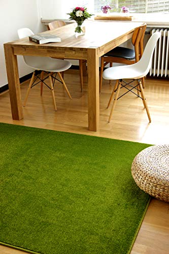 floor factory Moderner Teppich Kolibri grün 140x200cm - farbenfroher, pflegeleichter Teppich mit kurzem Flor von floor factory