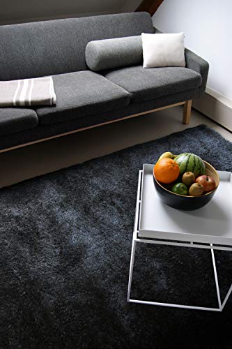 floor factory Moderner Teppich Delight anthrazit grau 80x150cm - edler Designer Teppich mit flauschig weichem Flor von floor factory