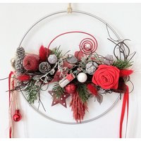 Fensterhänger Advent Christmas Türschmuck Hoop Handgearbeitet Auf Silbernem Dekoring Rot-Creme 25 cm, Trockenblumen „Traumfänger 10" Fensterhänger Advent Christmas Türschmuck Hoop Handgearbeitet Auf Silbernem Dekoring Rot-Creme 25 cm, Trockenblumen „Traumfänger 10" von floralkreativ