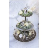 Etagere Gesteck Tischkranz Tischgesteck Adventsgesteck 3 Etagen Adventskranz Etagere Gesteck Tischkranz Tischgesteck Adventsgesteck 3 Etagen Adventskranz von floristikwerkstatt