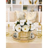 Herbstblumenarrangement, Künstliches Seidenarrangement in Der Goldvase, Handgemachtes Blumenarrangement, Magnolien-Mittelstück Goldvase von flovery