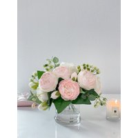 Weiße Oder Rosa Rose Pfingstrose Arrangement in Glasvase Für Wohnkultur, Seide Herzstück, Künstliche Faux Blumenarrangement von flovery